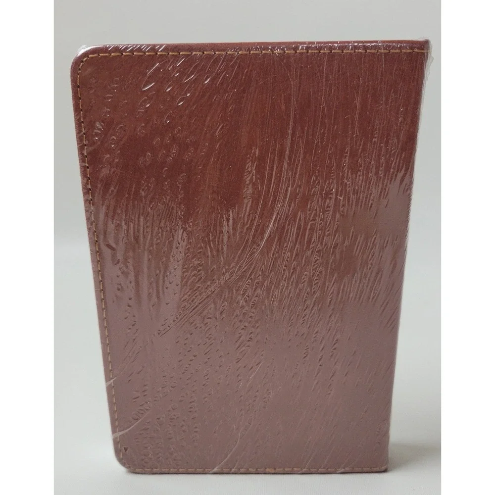 One Minute With God For Men 365 Daily Devotions Brown Faux Leather Gift Book NEW